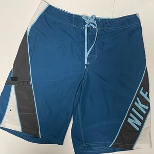 Nike Embroidered Brand Swim Shorts Men’s 32
